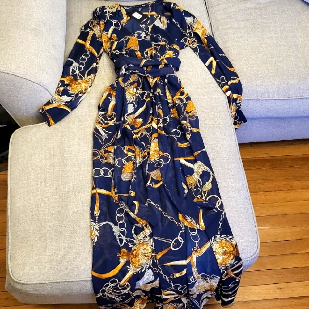 Fashion Nova Park Avenue Deluxe Maxi Dress